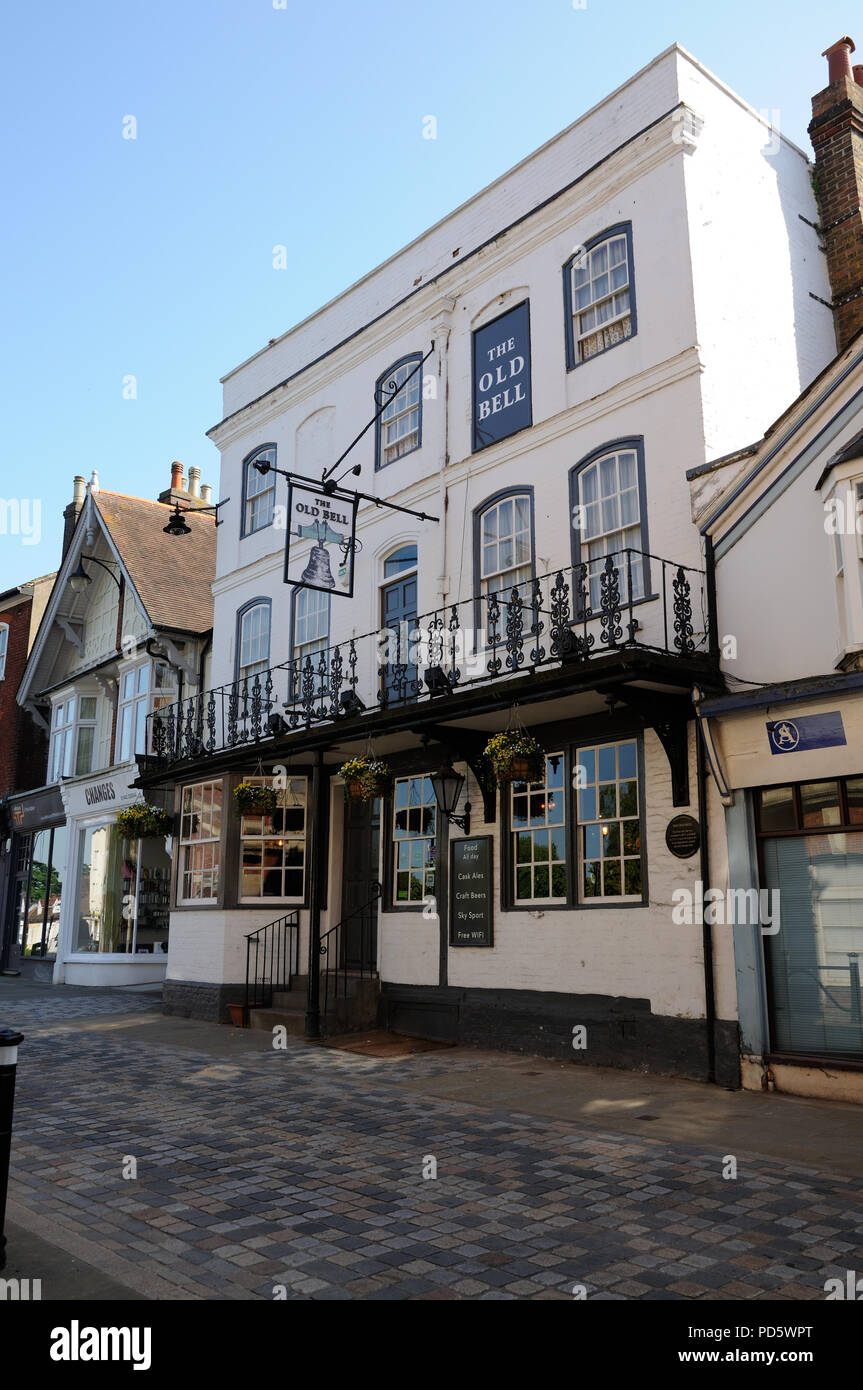 Hemel hempstead pub hires stock photography and images Alamy