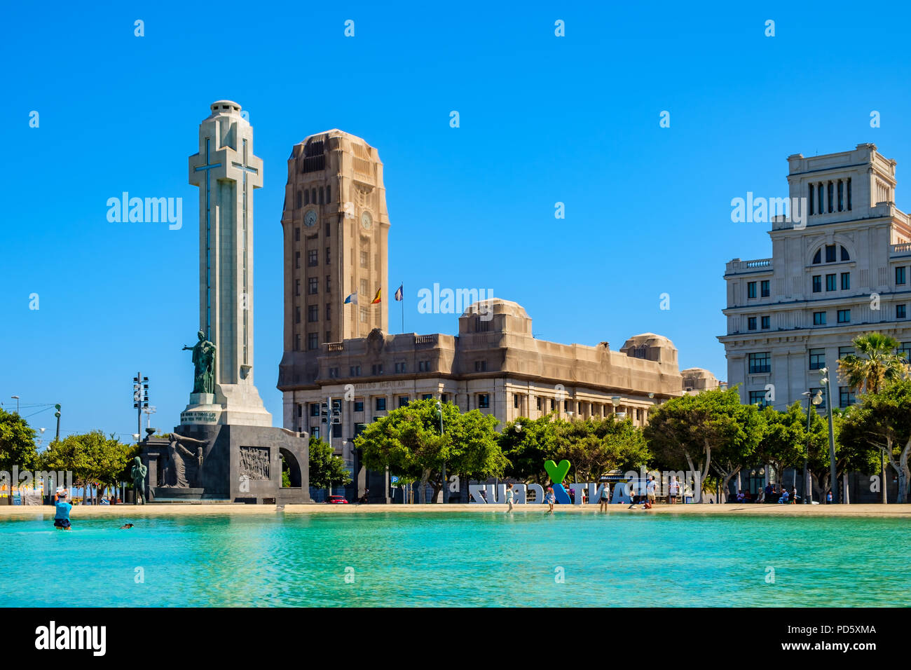 In The Center Of Santa Cruz The Capital Of Tenerife At The Plaza De Espana Stock Photo Alamy
