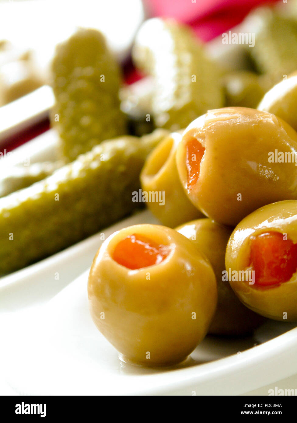 fresh olives in dish Stock Photo Alamy