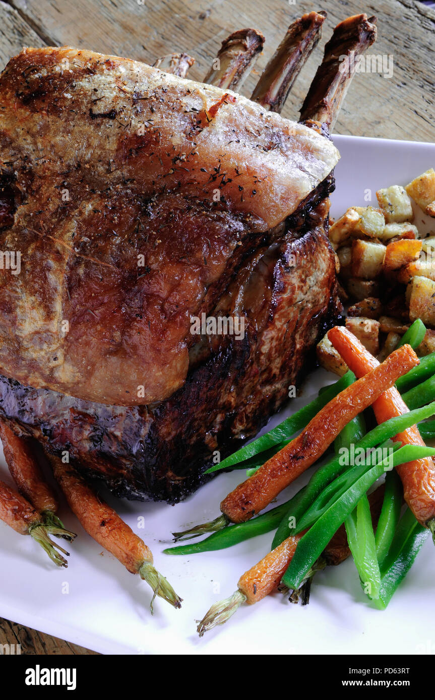 cooked roast beef joint Stock Photo Alamy