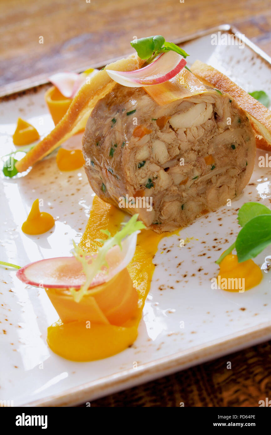 Rabbit game terrine hi-res stock photography and images - Alamy