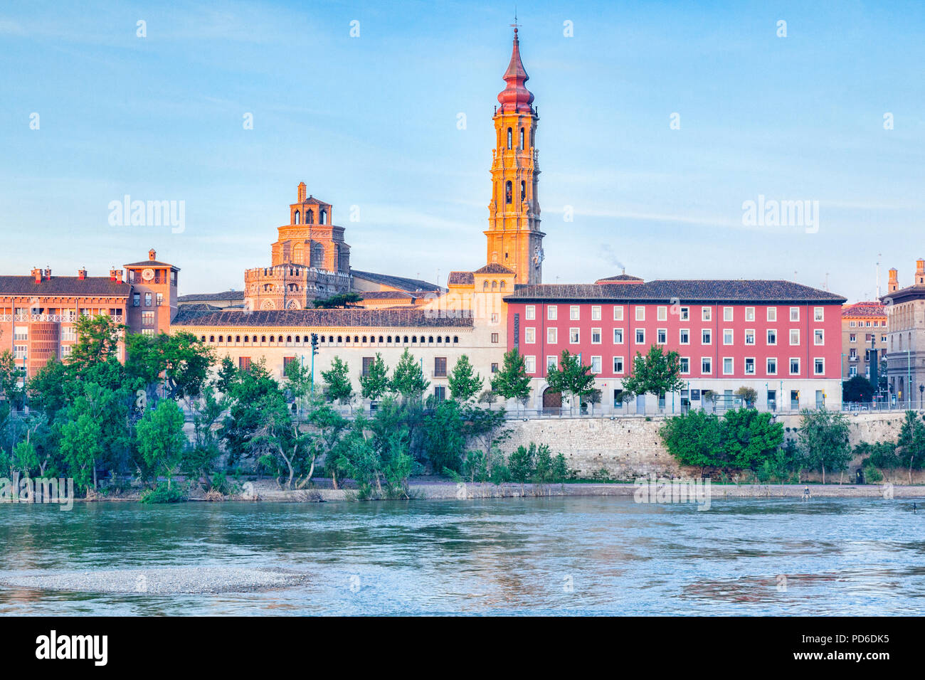 The Cathedral of Zaragoza, The Cathedral of the Saviour, known as La Seo, and the River Ebro, Zaragoza, Aragon, Spain. Stock Photo