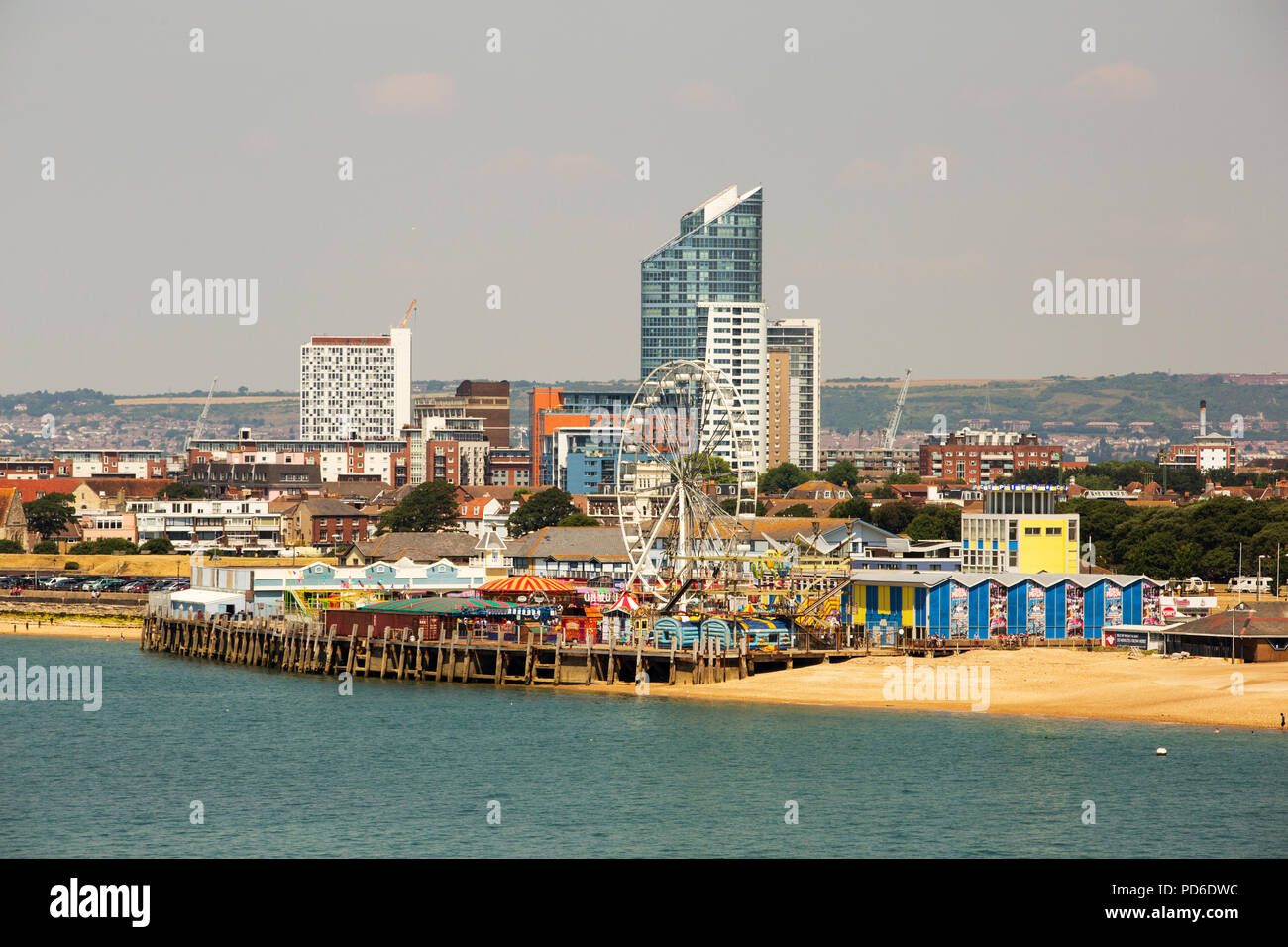 Portsmouth fair hi-res stock photography and images - Alamy