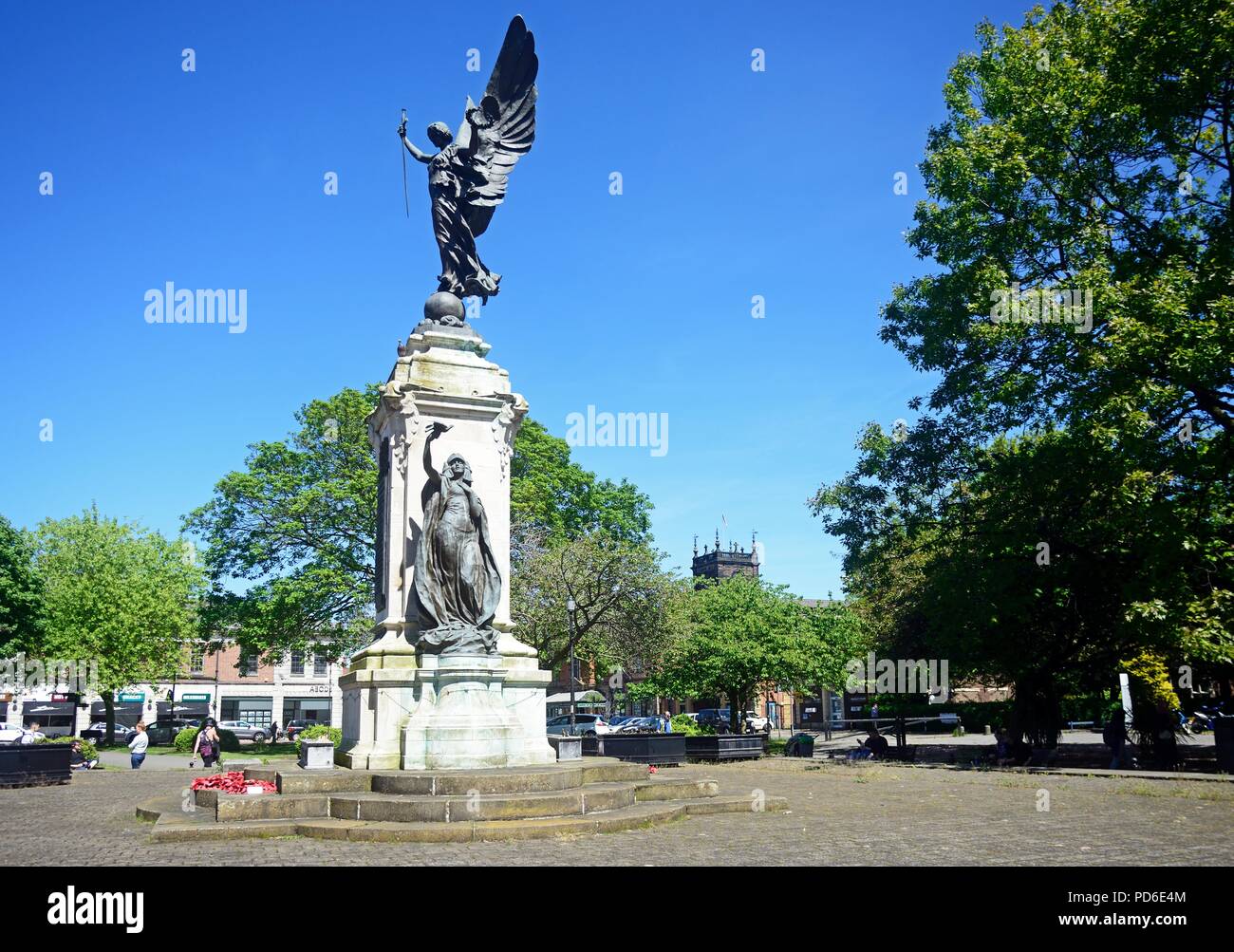 View of the war memorial in Lichfield Street Gardens, Burton upon Trent, Staffordshire, England, UK, Western Europe. Stock Photo