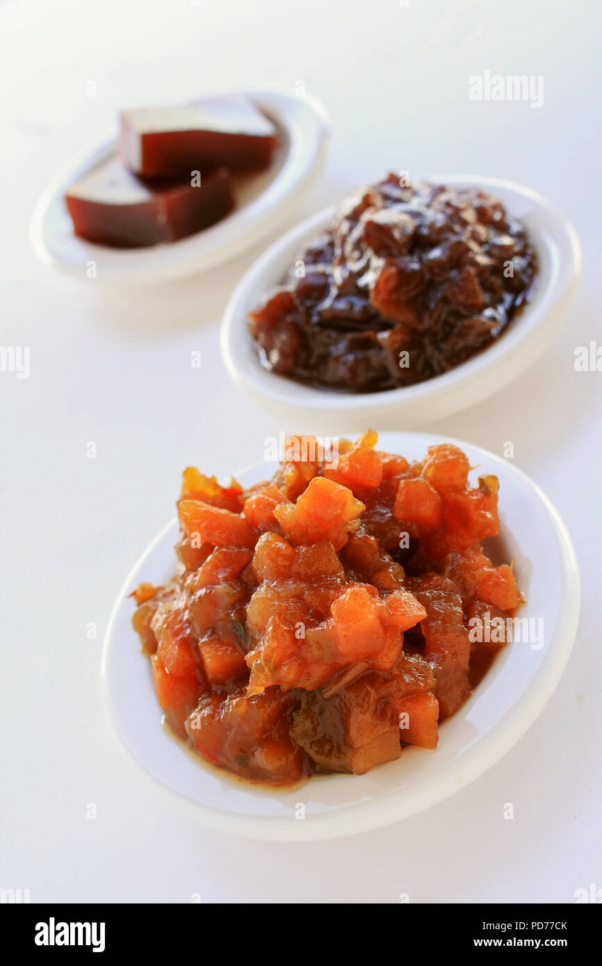 chutney pickle relish in dish Stock Photo Alamy