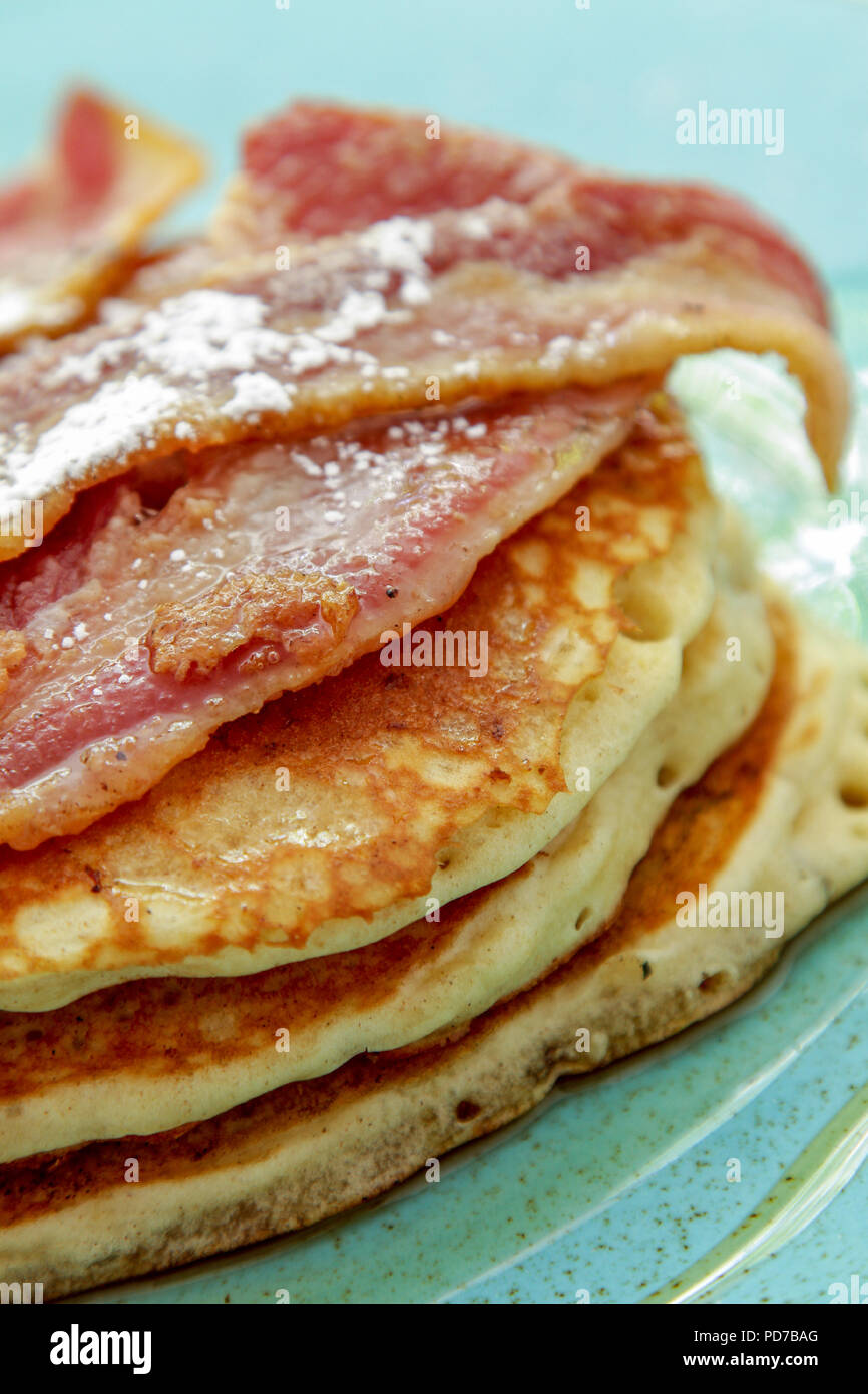 American pancake stack bacon hires stock photography and images Alamy