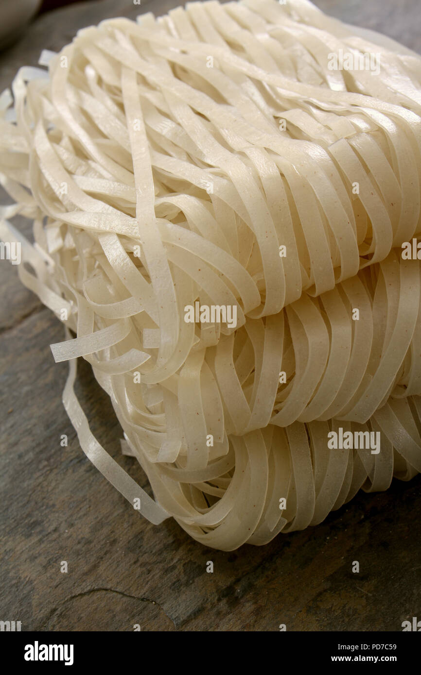 dried rice noodles Stock Photo Alamy