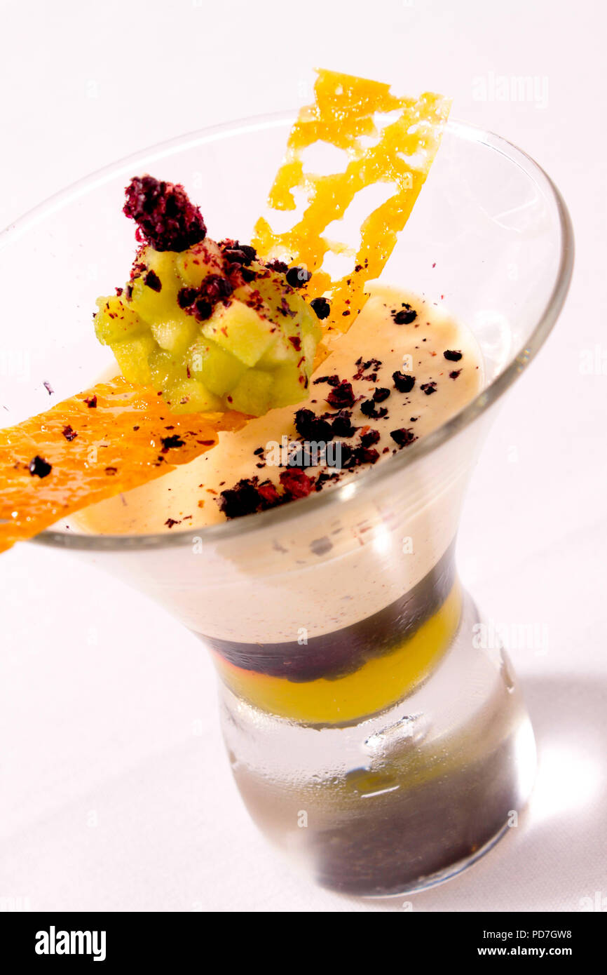 traditional English trifle dessert Stock Photo Alamy