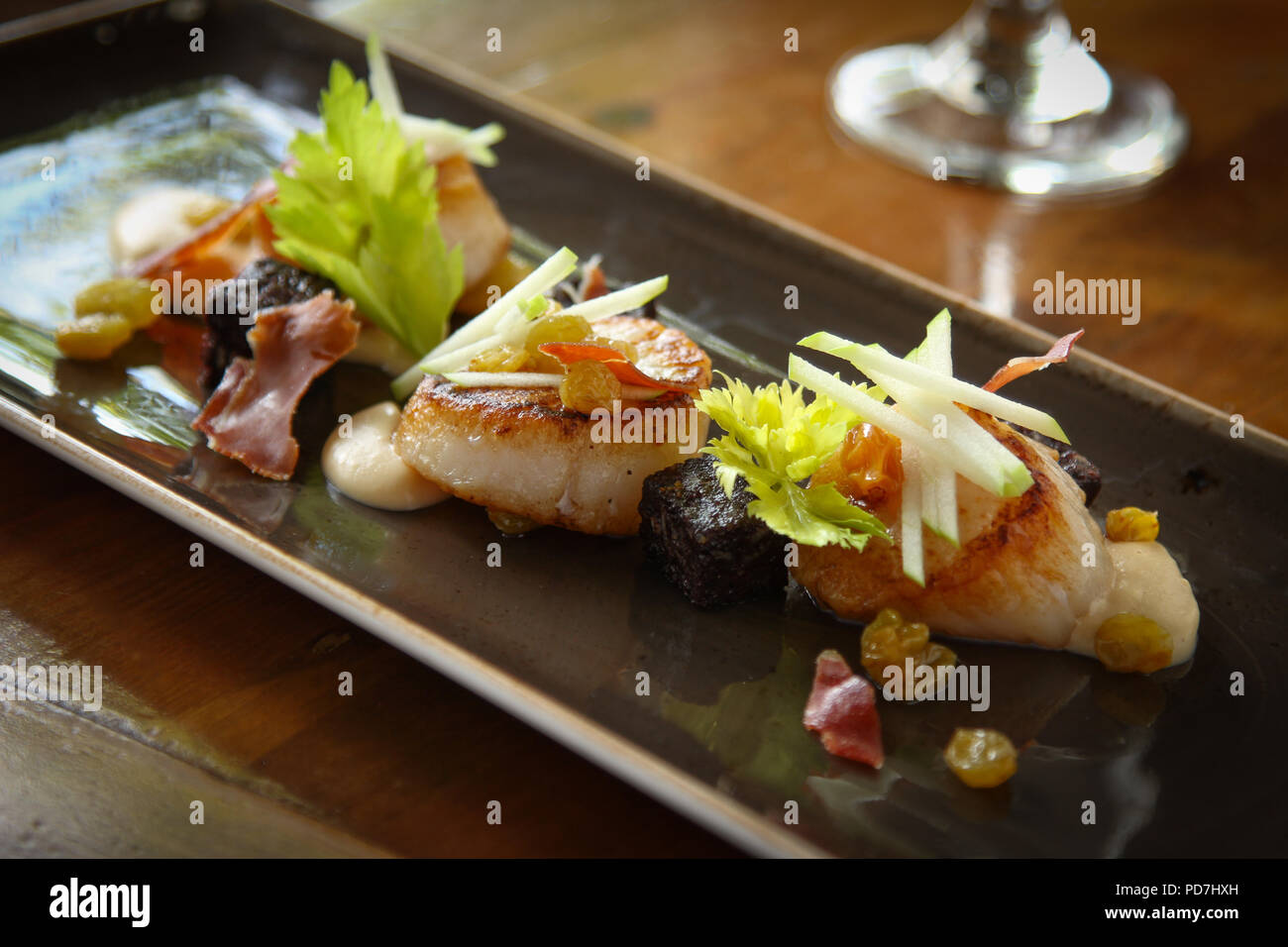 pan fried scallop appetizer Stock Photo Alamy