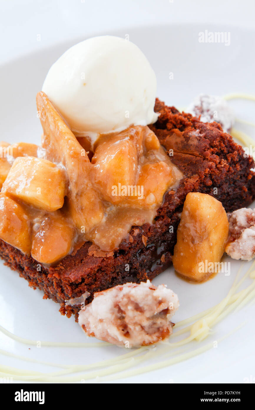 Chocolate brownie plated dessert hires stock photography and images