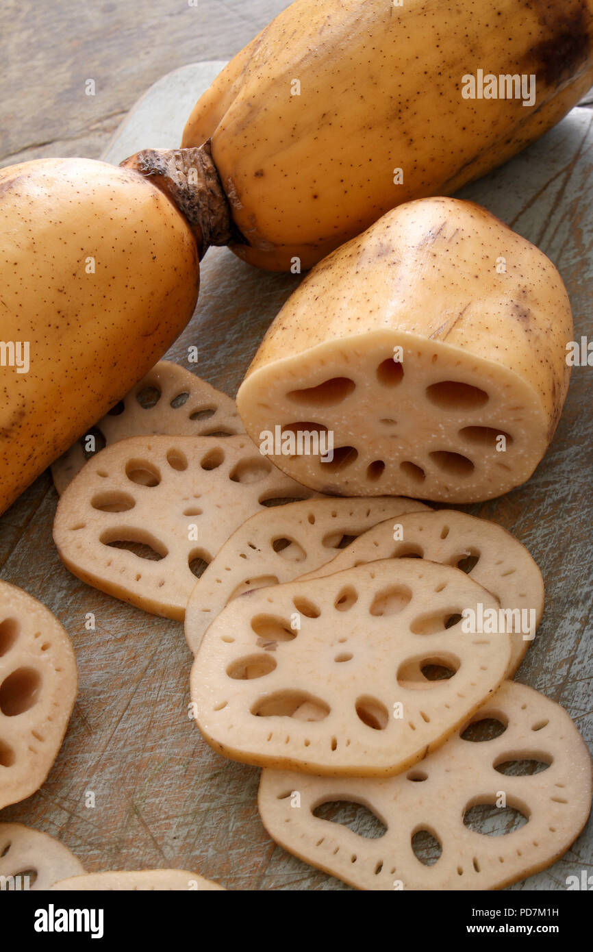 preparing lotus root vegetable Stock Photo Alamy