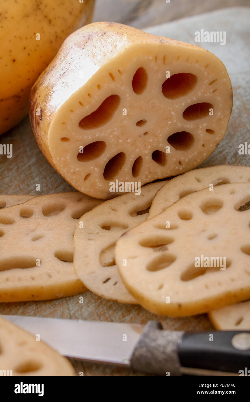 preparing lotus root vegetable Stock Photo - Alamy