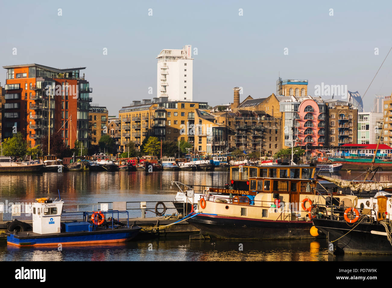 England, London, Southwark, Bermondsey, Riverside Apartments Stock