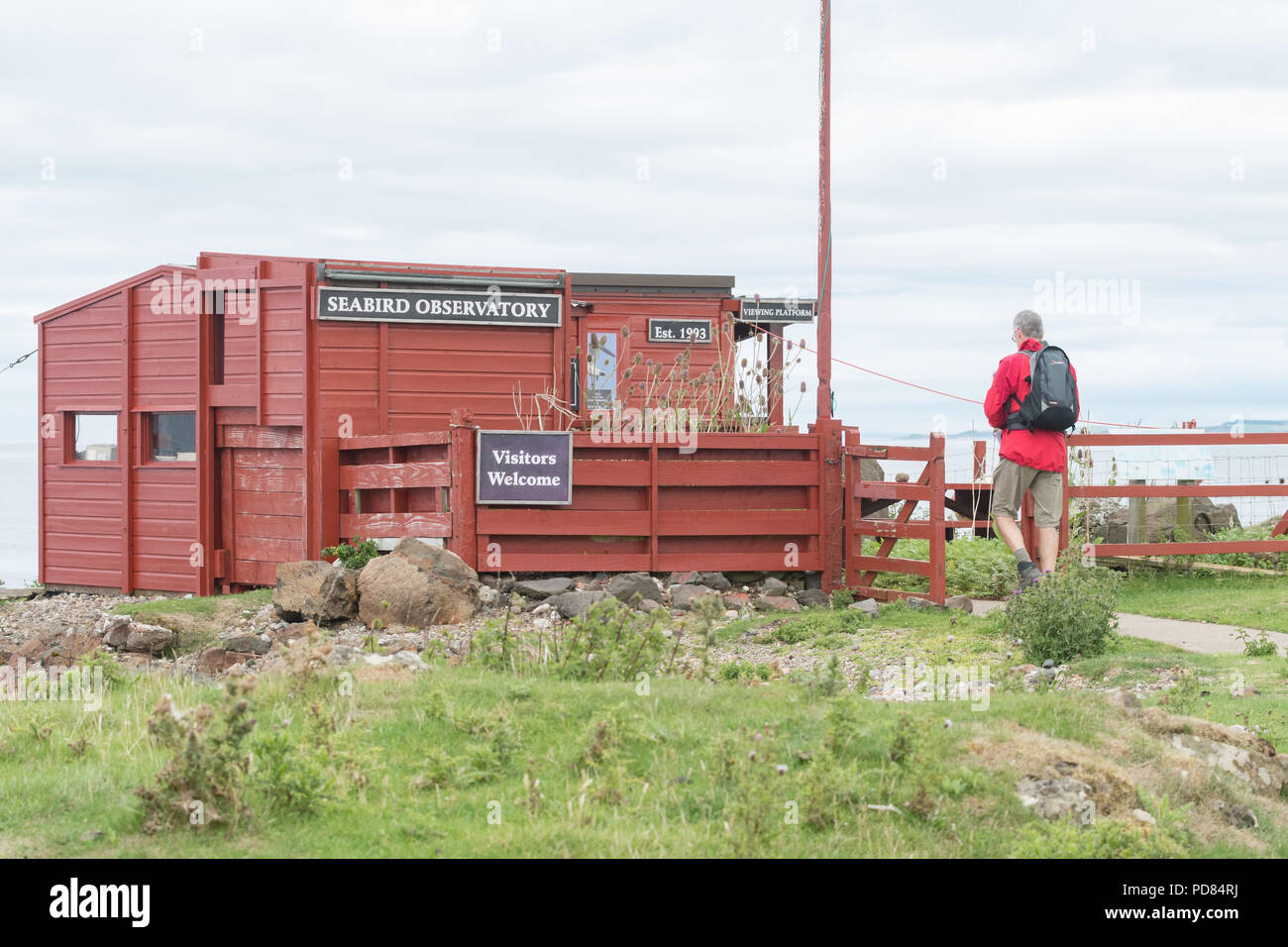 Seabird and wildlife observatory at Uisaed Point, Machrihanish, Kintyre, Scotland, UK Stock Photo