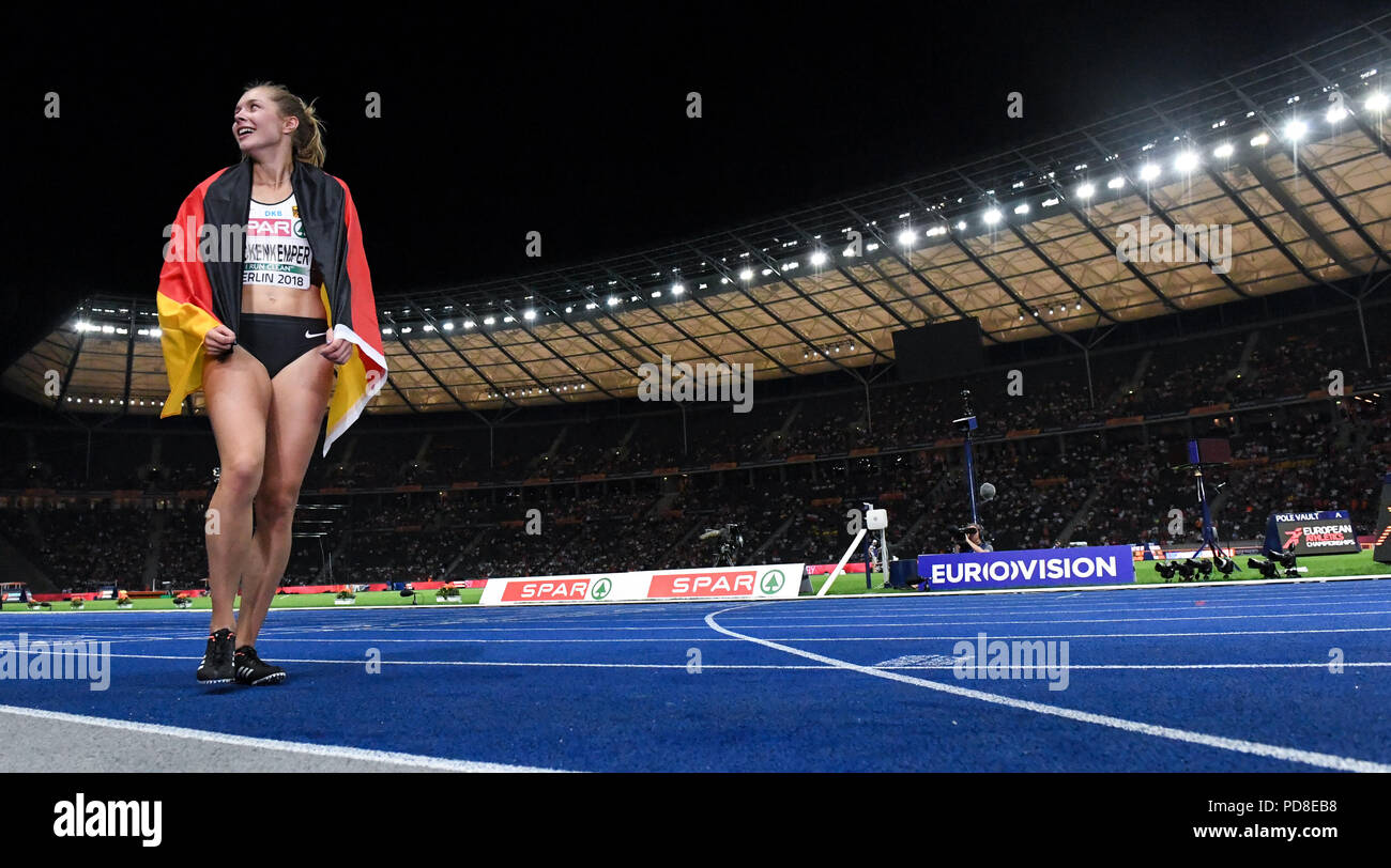 Gina Luckenkemper Stock Photos & Gina Luckenkemper Stock Images - Alamy