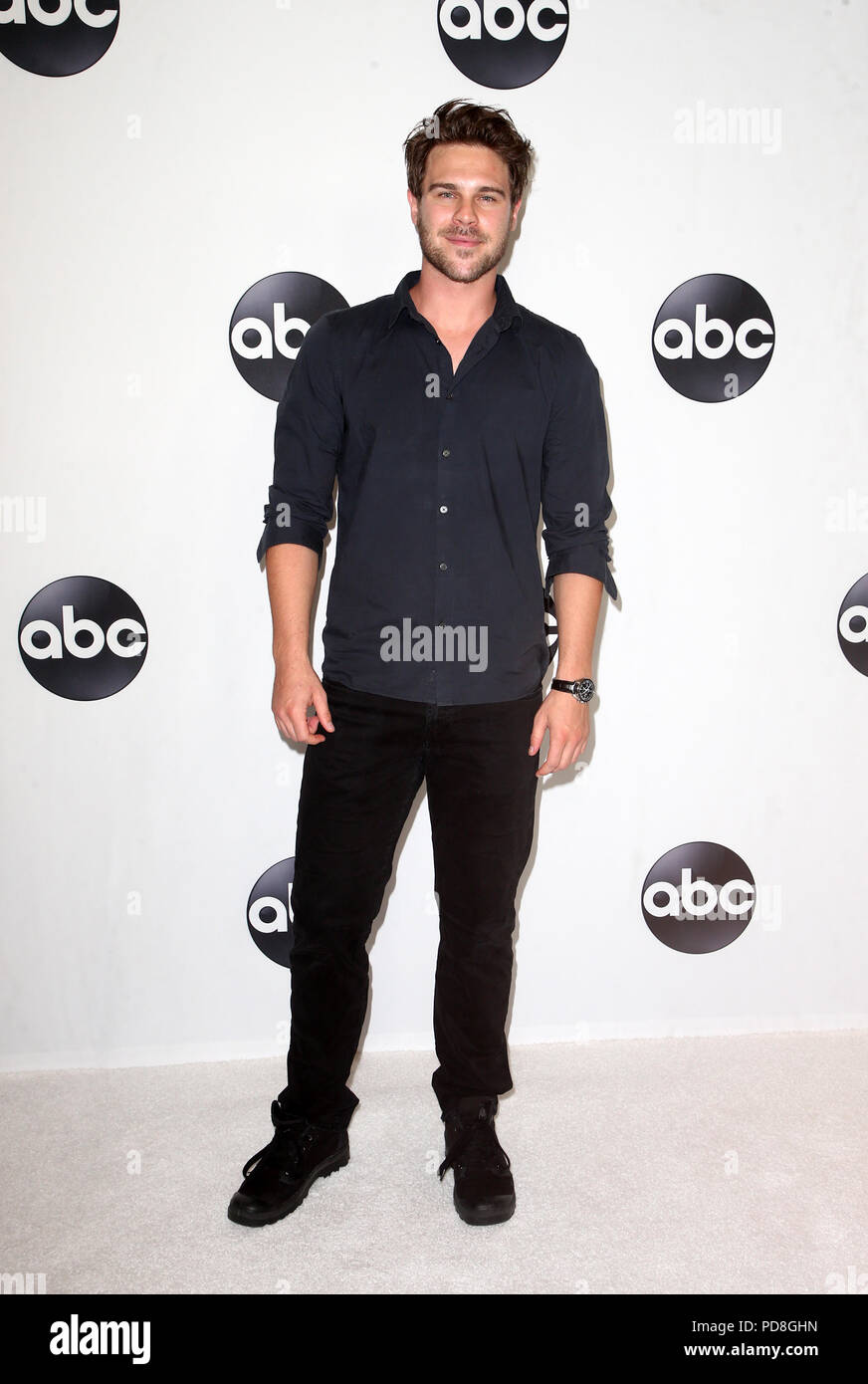Grey damon hi-res stock photography and images - Alamy, image size:872x1390