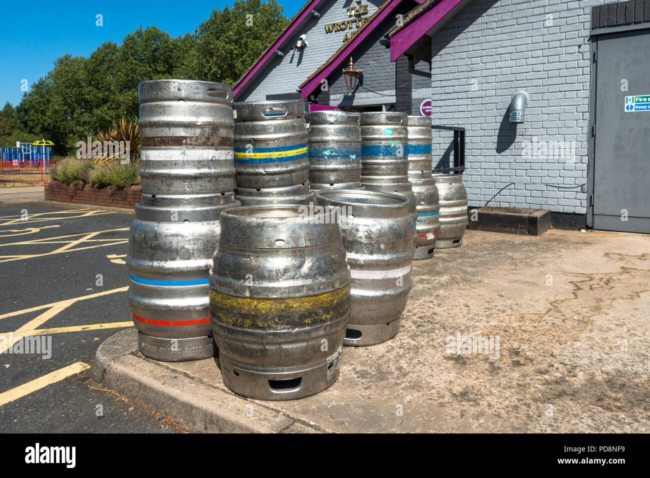 Beer barrels pub hi-res stock photography and images - Alamy