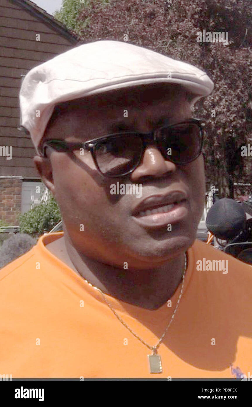 John urhie speaking hires stock photography and images Alamy