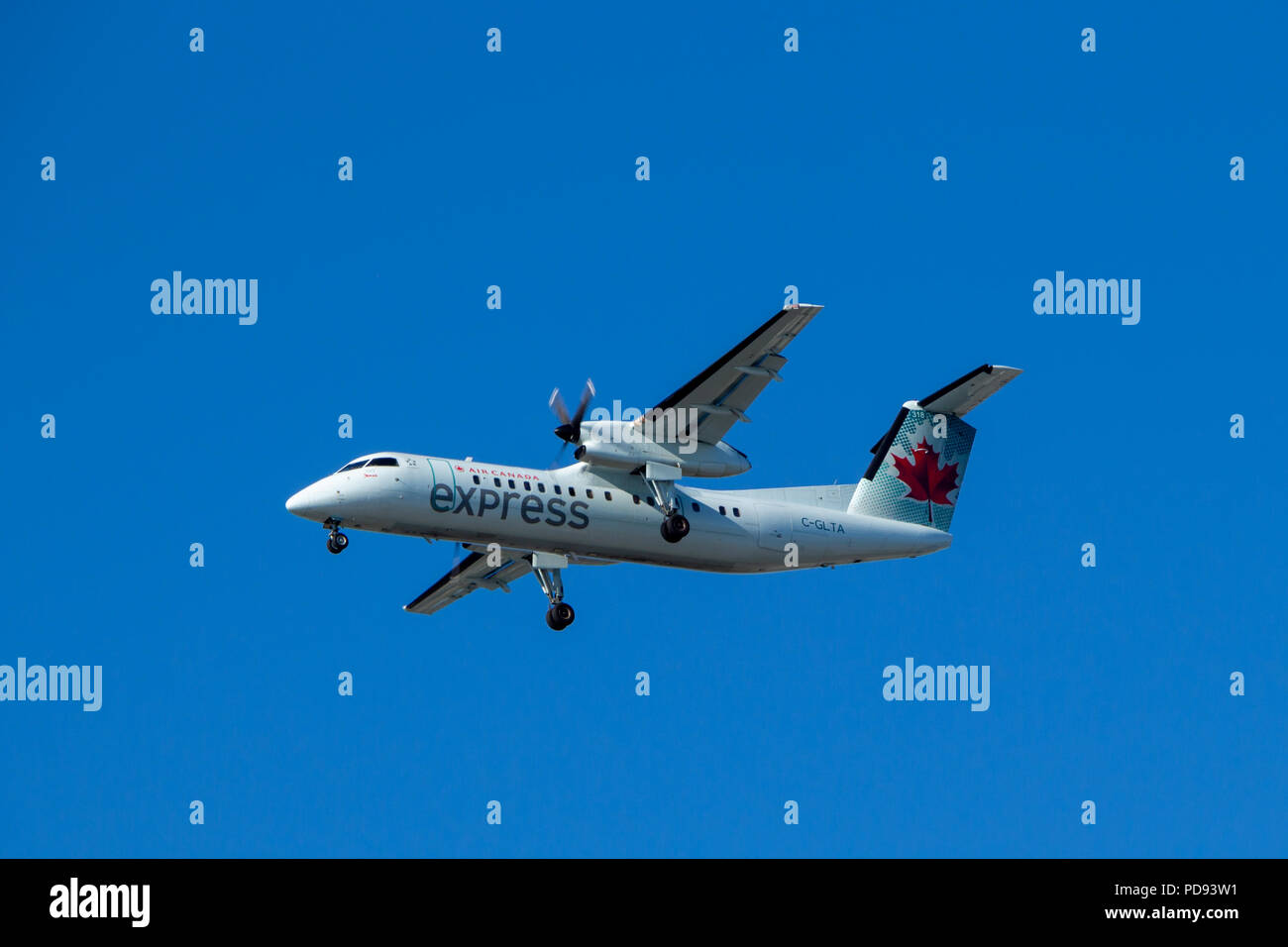 Vancouver, Canada - Circa 2018 : Bombardier Dash 8 in Air Canada Stock Photo