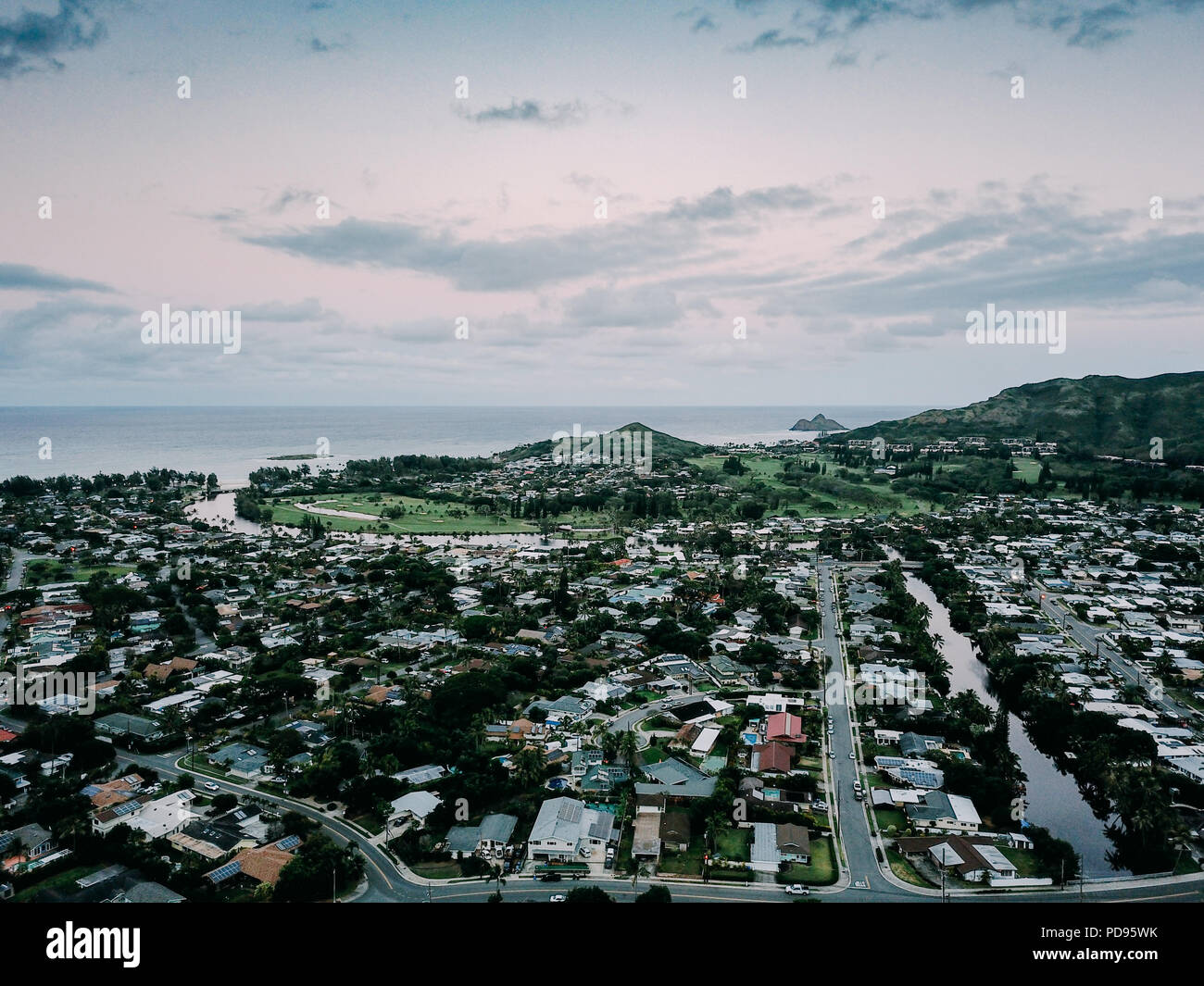 Oahu drone hi-res stock photography and images - Alamy