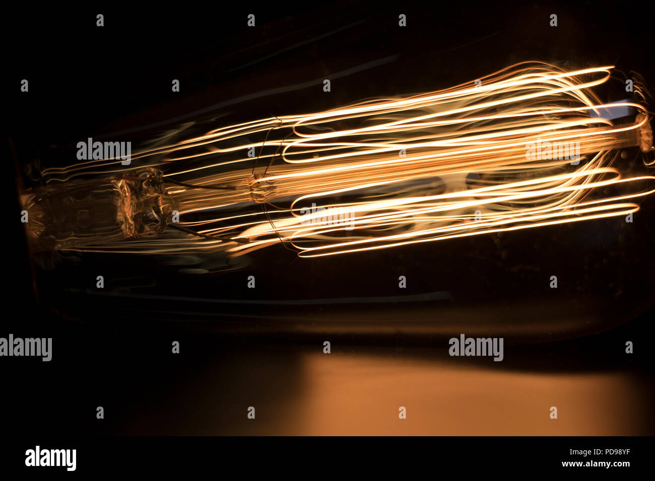 Flash Bulb Stock Photos & Flash Bulb Stock Images Alamy