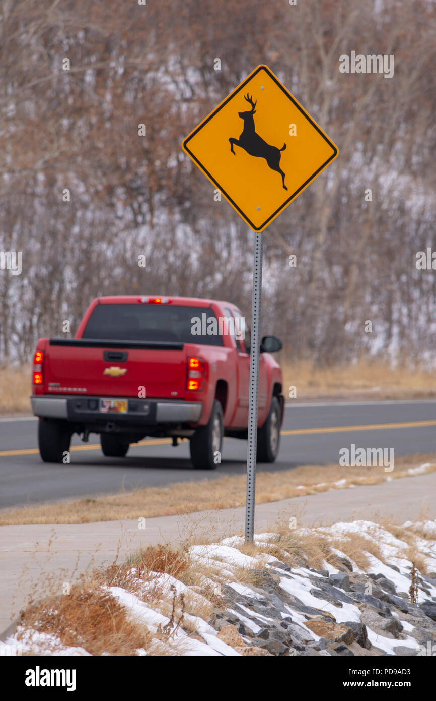 Wildlife warning notice hi-res stock photography and images - Alamy