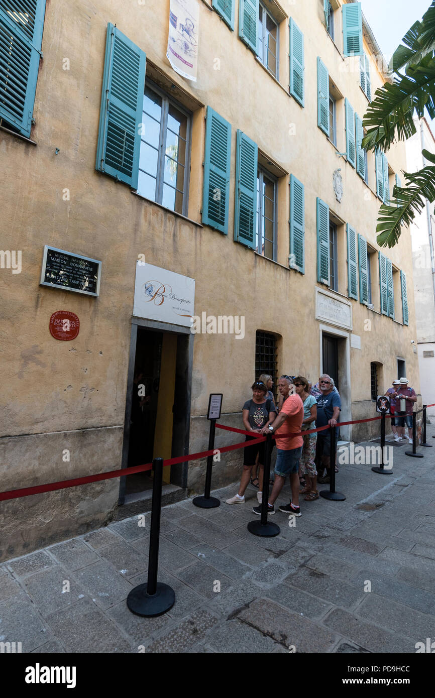 Visitors queuing outside Napoleon Bonaparte's birthplace.His home