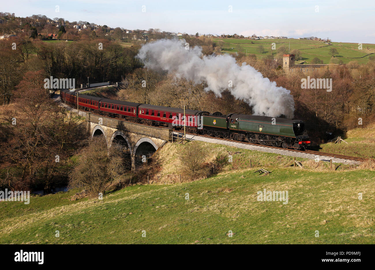 34092 heads away from Oakworth at Mytholmes on the KWVR 6.4.15 Stock Photo