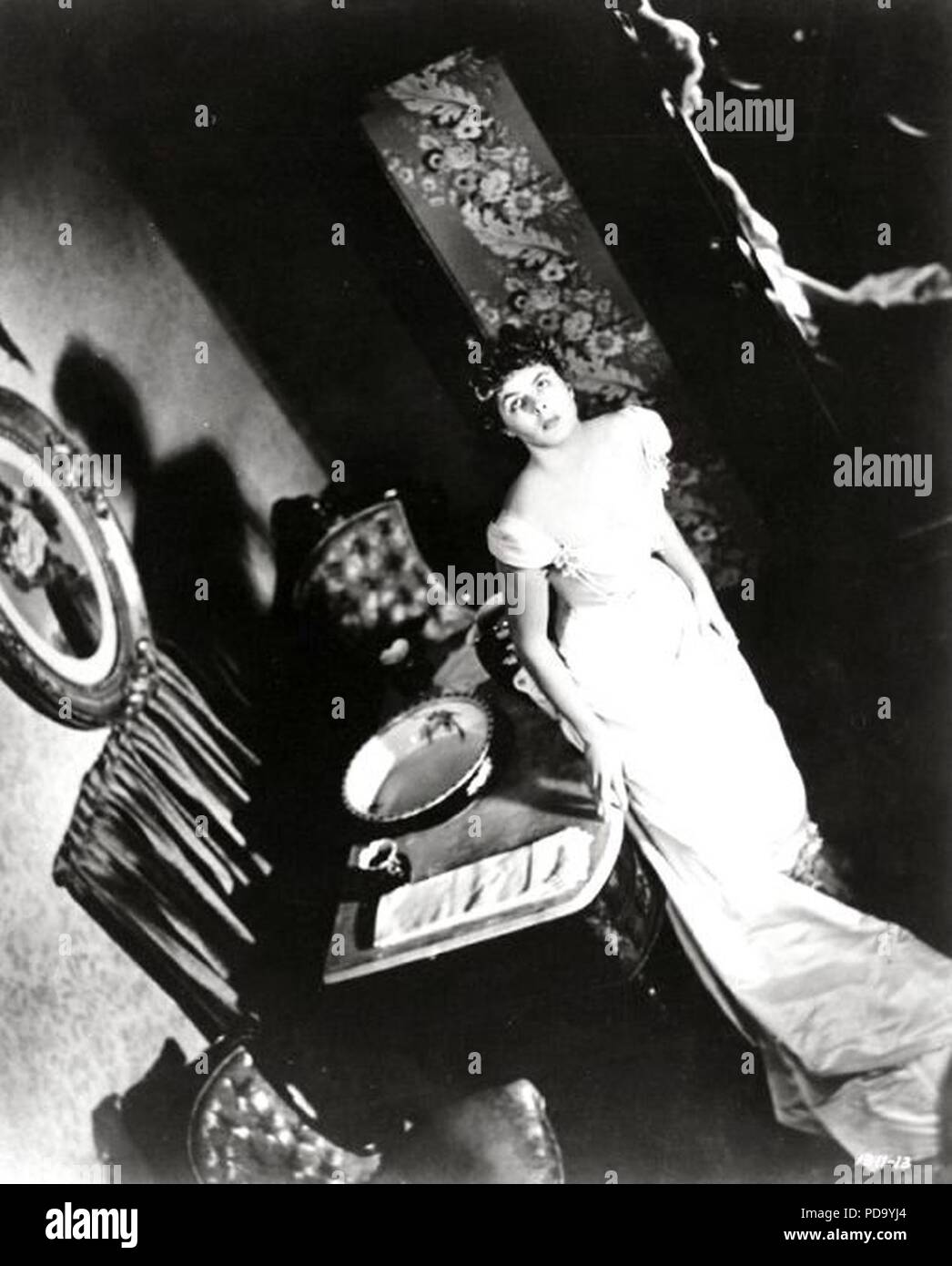 Angoscia (film 1944) 3 Stock Photo Alamy