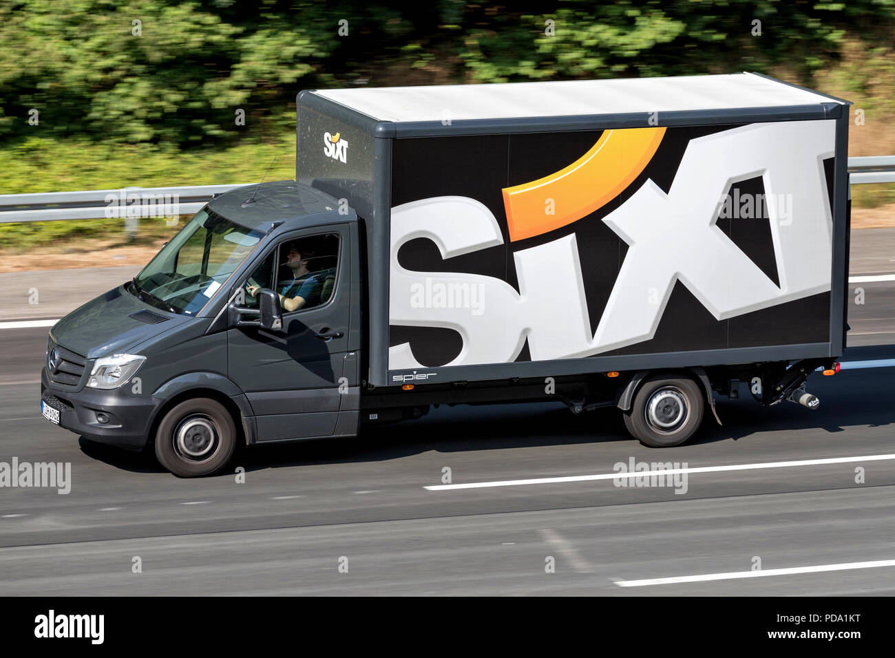 Mercedes delivery van hi-res stock photography and images - Page 5 - Alamy