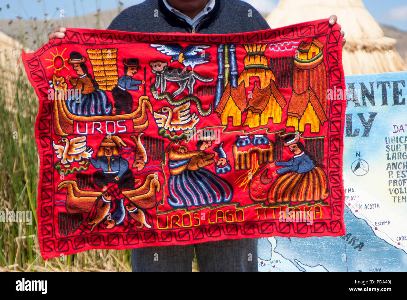 Handmade and colorful Peruvian blankets sold on Abra la Raya between