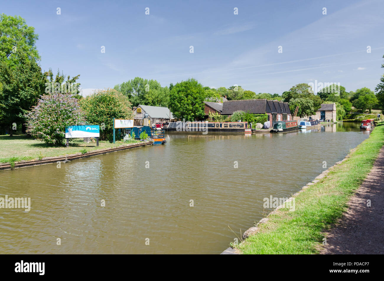 Tardebiige New wharf on the Worcester and Birmingham Canal at