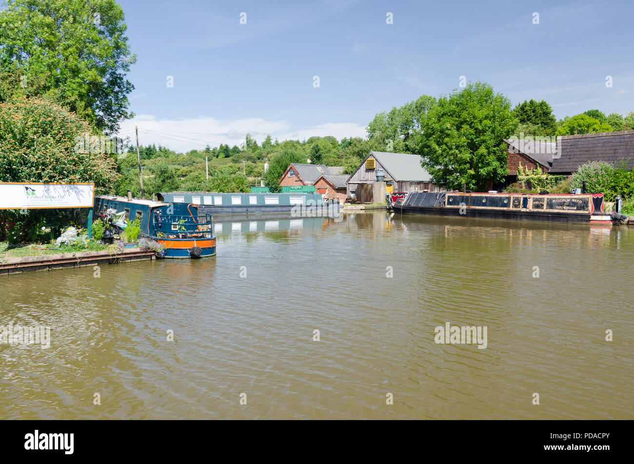 Tardebiige New wharf on the Worcester and Birmingham Canal at