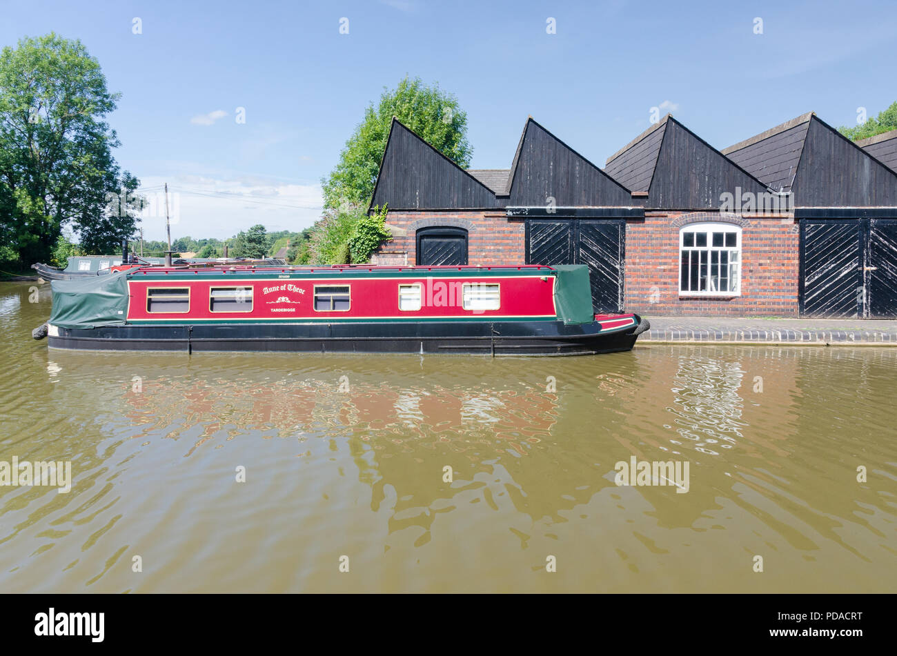Tardebiige New wharf on the Worcester and Birmingham Canal at