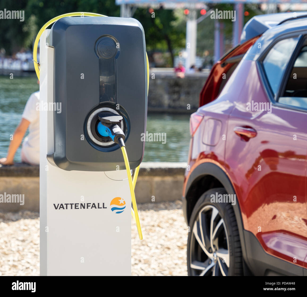 Vattenfall charging station discount