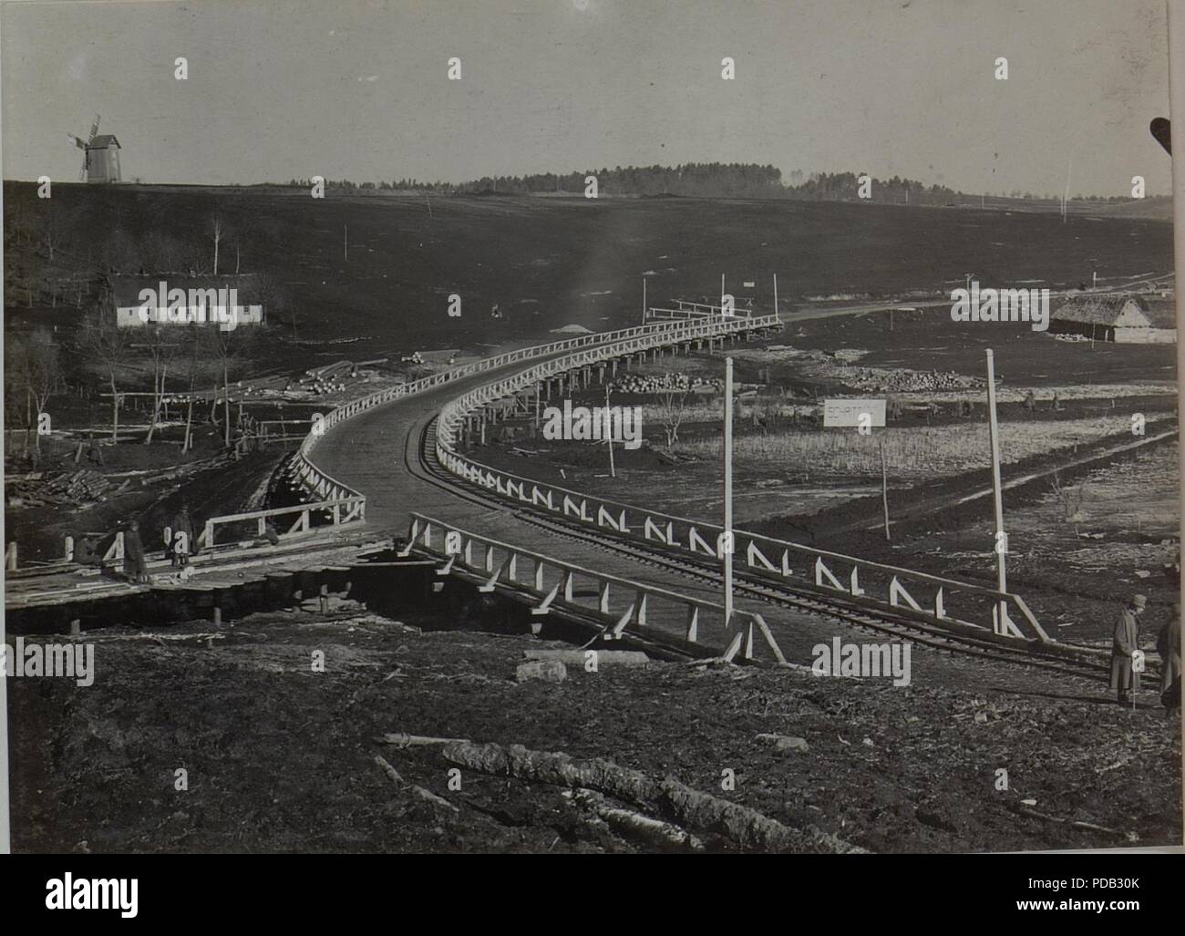 Ansicht der vollendeten Brücke bei Bielogorodek am 21.Jänner 1916, welche dem Verkehr übergeben wurde Stock Photo