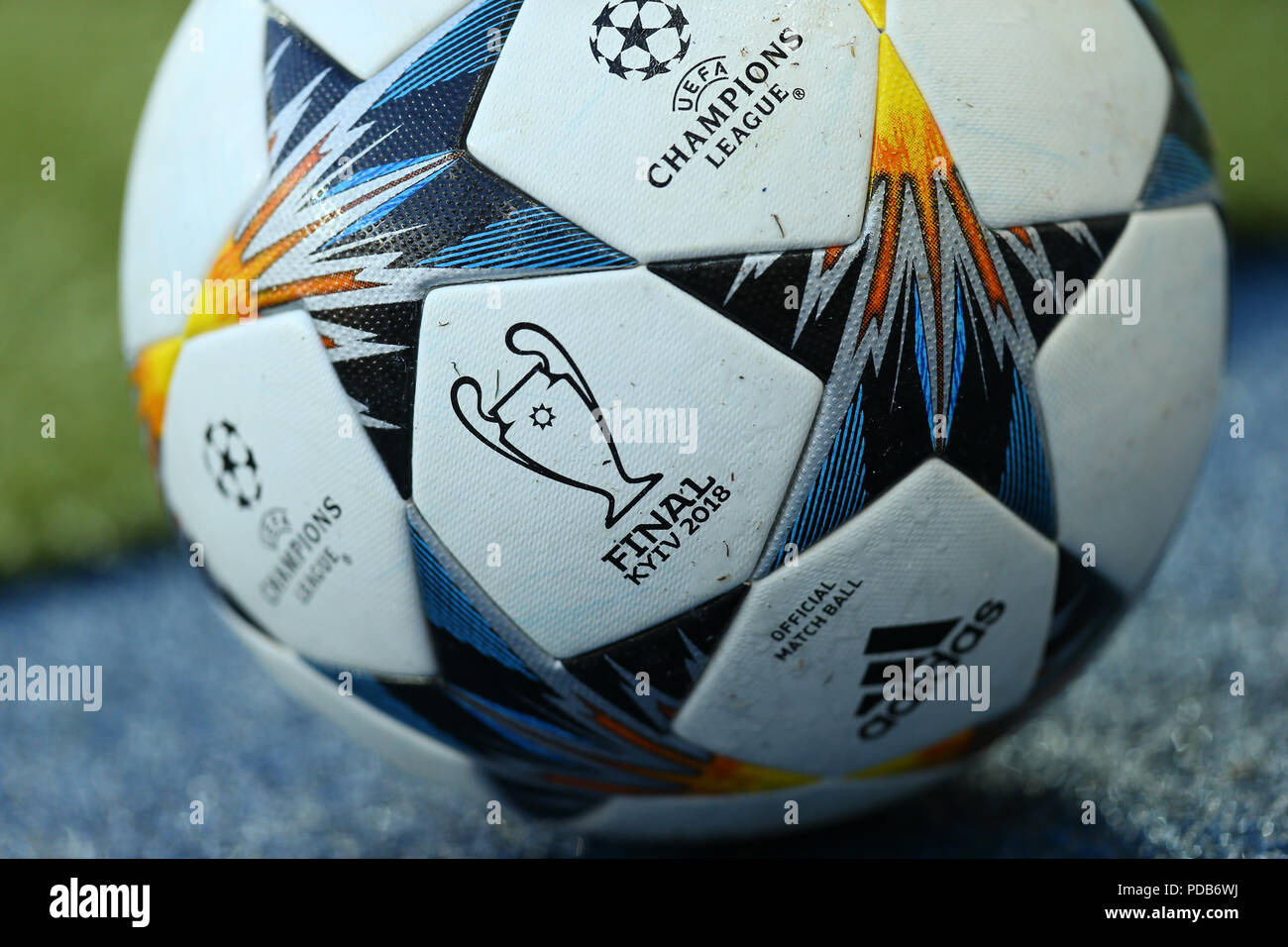 Champions league cheap kiev ball