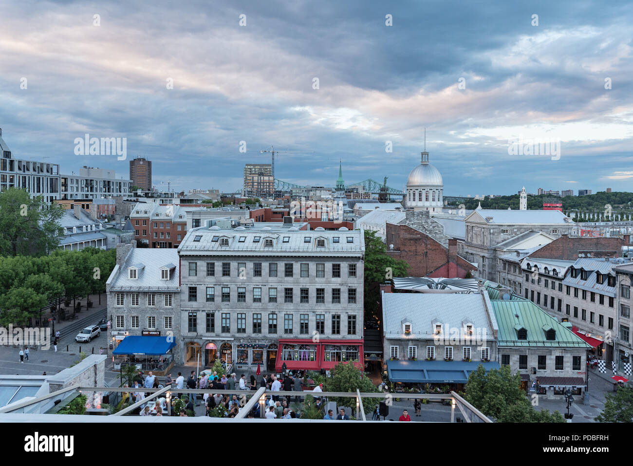 Rooftop bar montreal hires stock photography and images Alamy