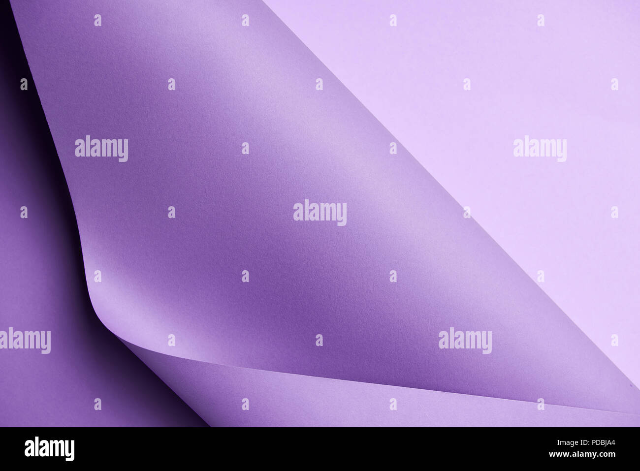 Purple textured paper hi-res stock photography and images - Alamy
