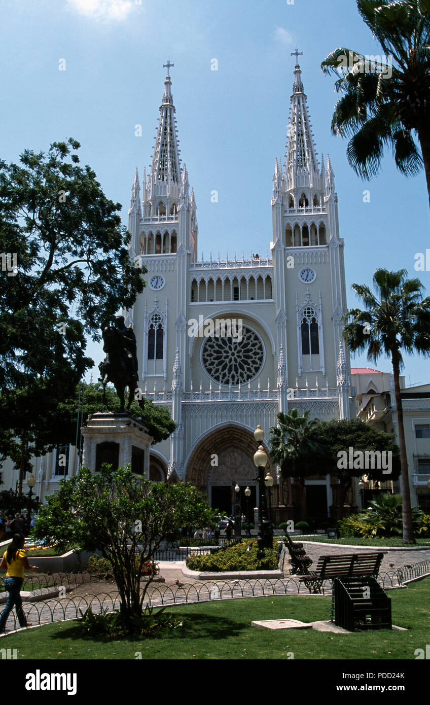 Metropolitan Cathedral and Seminario park in Guayaquil, Ecuador Stock Photo
