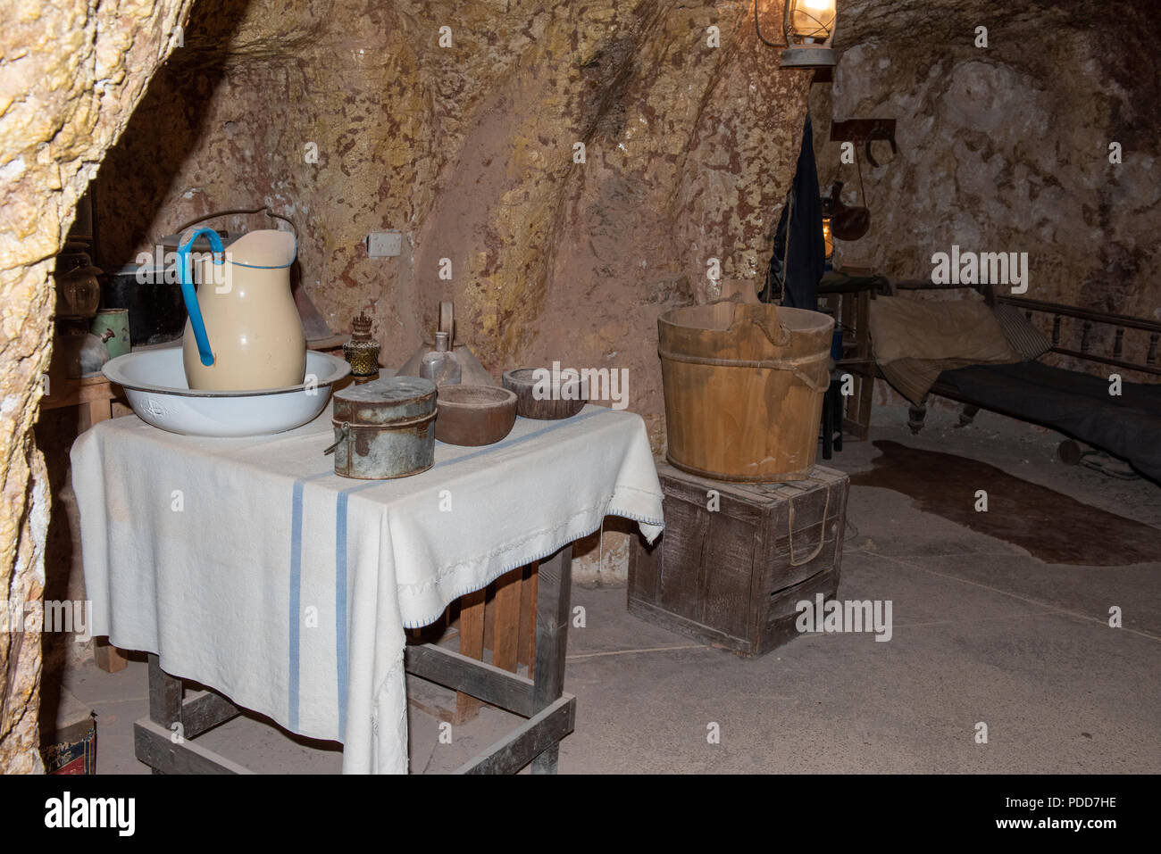 Australia, South Australia, Coober Pedy. Home to one of the richest opal fields in the world. Umoona Opal Mine & Museum. Typical underground home. Stock Photo