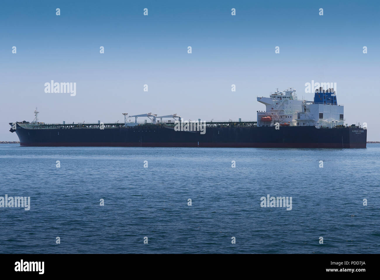 Giant Supertanker (Crude Oil Tanker), ALASKAN LEGEND, At Anchor In The Port Of Long Beach, California, USA. Stock Photo