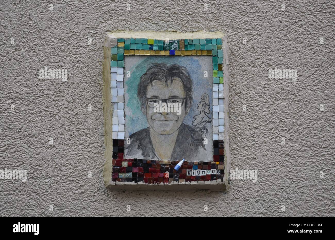 January 6, 2016 - Paris, France: Mural of Tignous, one of the Charlie Hebdo cartoonist killed on January 7, 2015. This art tribute is located near the former office of the French satirical magazine. Commemoration de l'attentat contre Charlie Hebdo, un an apres l'attaque. *** FRANCE OUT / NO SALES TO FRENCH MEDIA *** Stock Photo