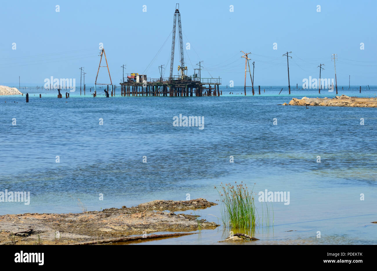 Oil rigs in the Caspian Sea, Absheron Peninsula, Azerbaijan Stock Photo