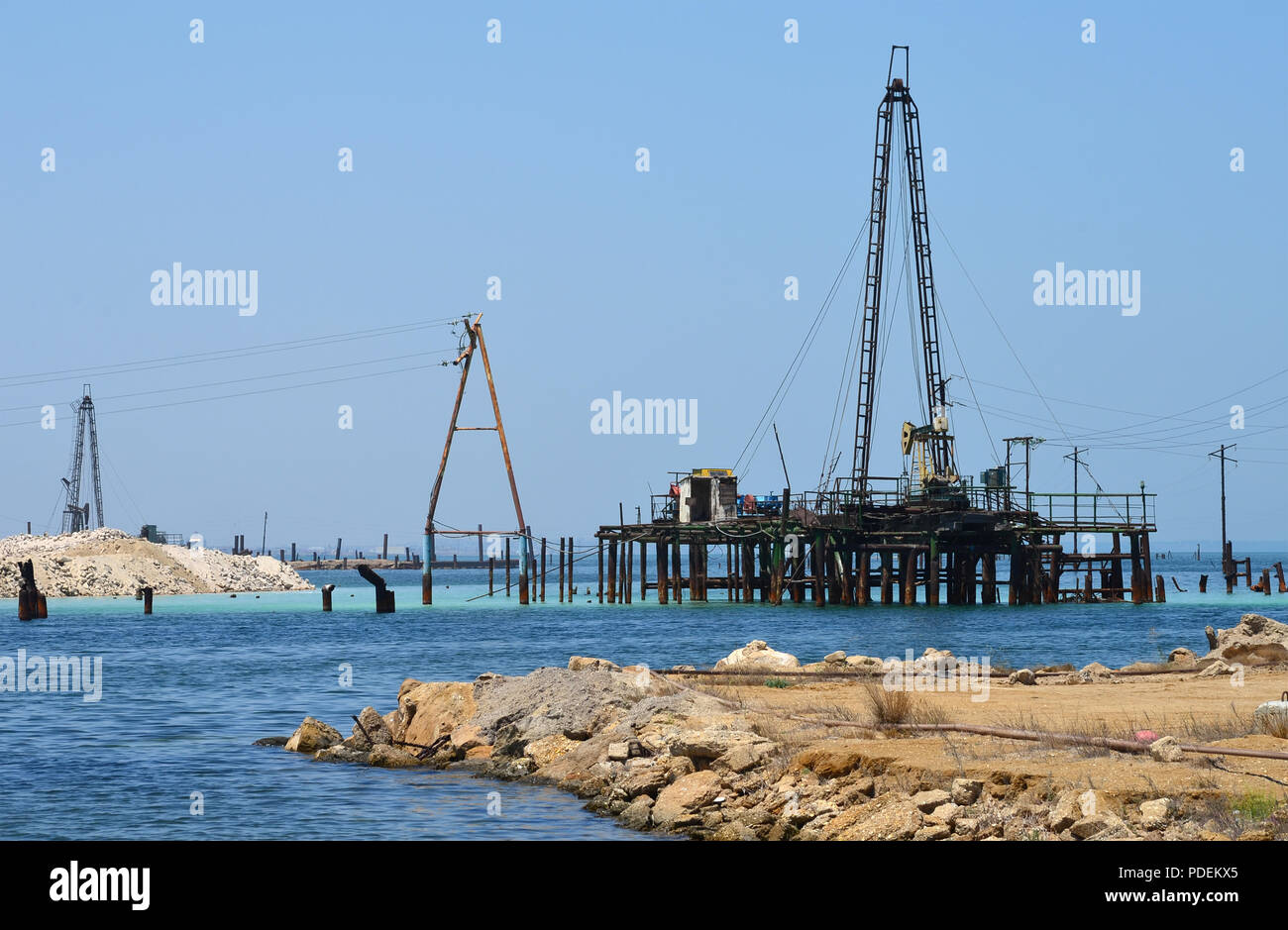 Oil rigs in the Caspian Sea, Absheron Peninsula, Azerbaijan Stock Photo