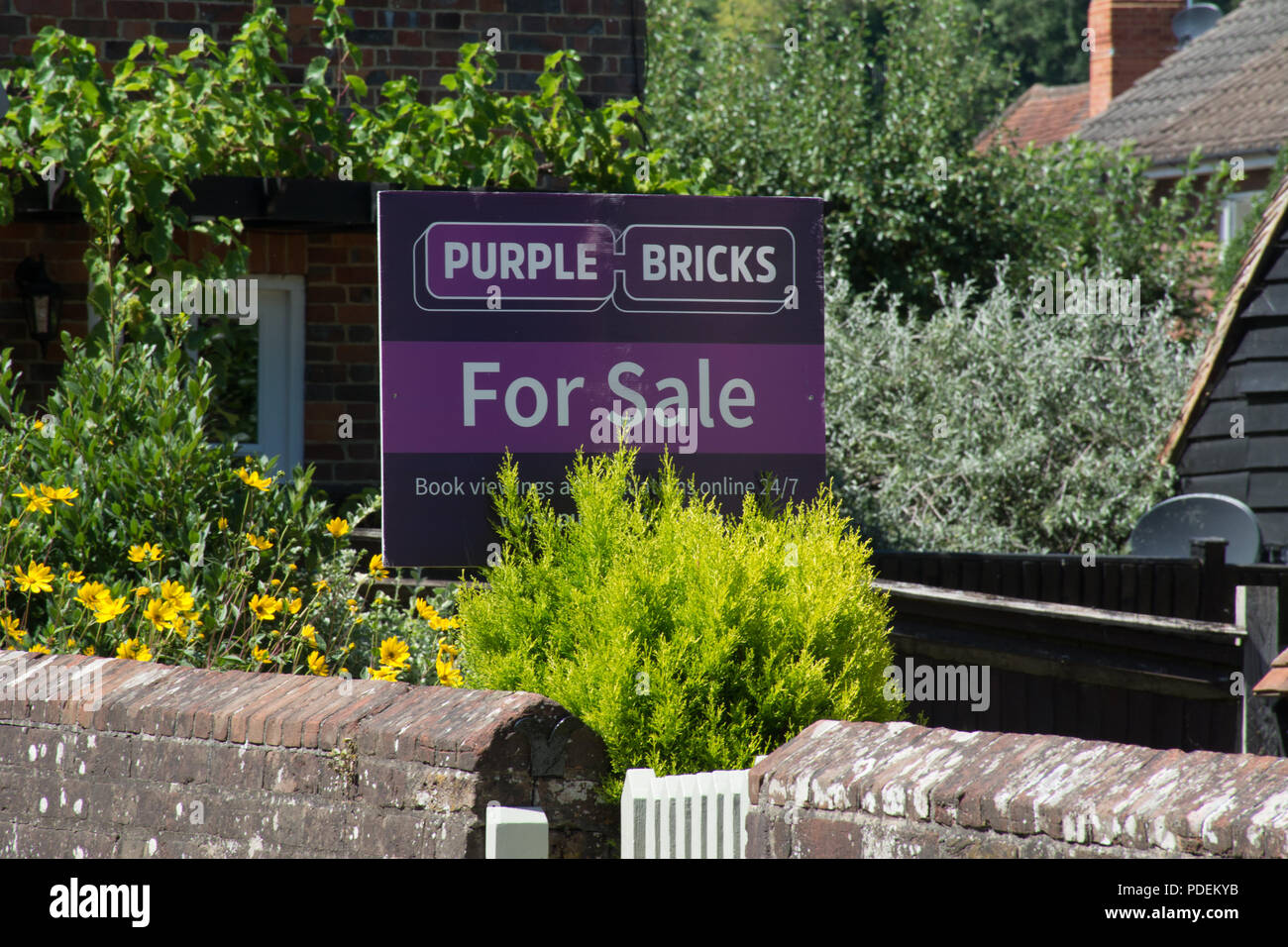 For sale purple bricks hires stock photography and images Alamy
