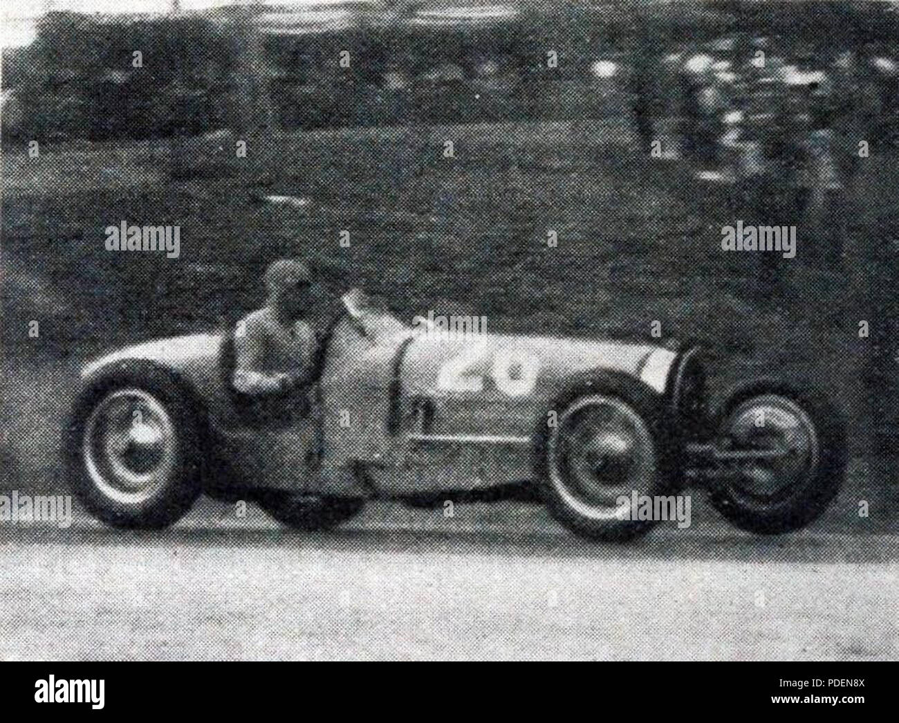 169 Jean-Pierre Wimille vainqueur du Grand Prid d'Algérie 1934, à Bouzaréah  Stock Photo - Alamy