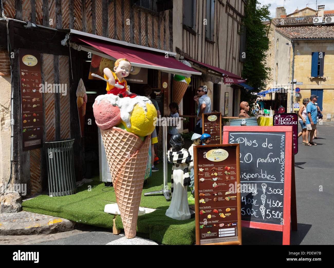 Ice creram parlour france hires stock photography and images Alamy