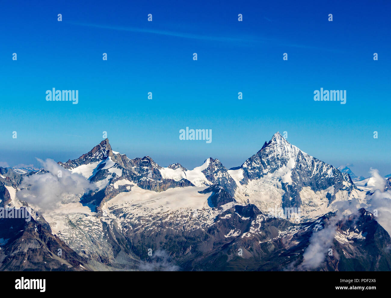 Dramatic summit view hi-res stock photography and images - Alamy