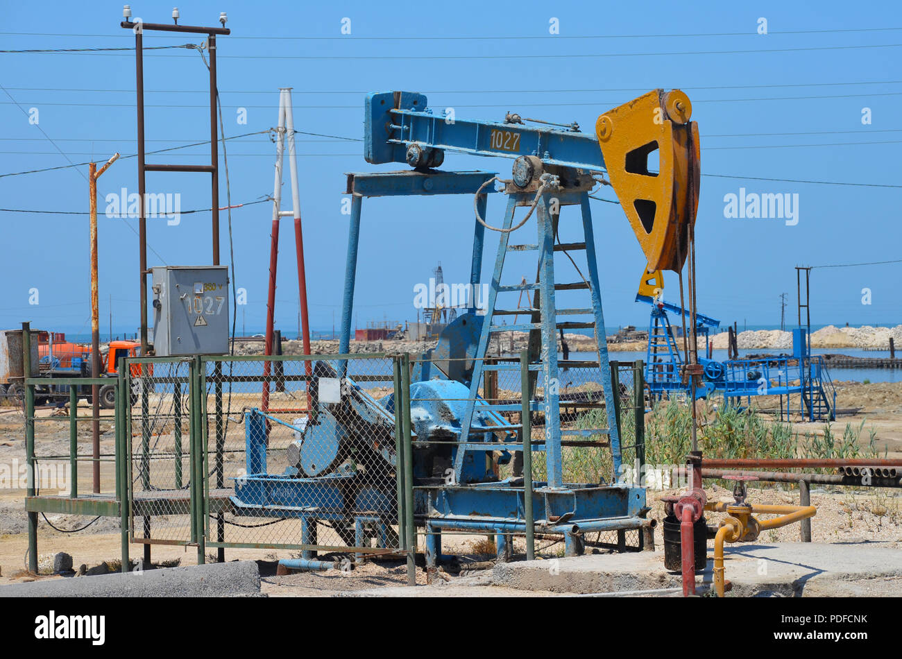 Oil wells in the Caspian Sea, Absheron Peninsula, Azerbaijan Stock Photo